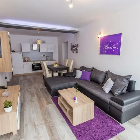 Amelia Apartment Pula